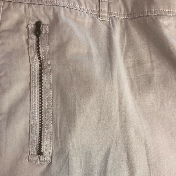 Addition Elle 7/8 Tan Capris Size 24 NWT Brand New - Picture 4 of 9